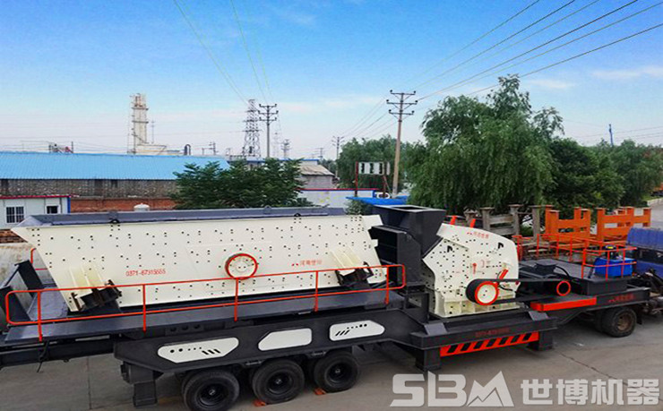 反击式移动破碎站发货现场 反击式移动破碎站发货现场