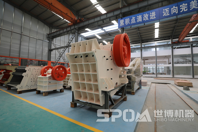 颚式破碎机,粗碎鹅卵石的破碎机 颚式破碎机,粗碎鹅卵石的破碎机